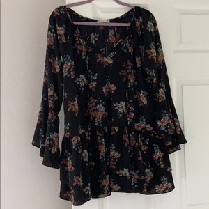 Altar’d State Floral Tunic with bell sleeve